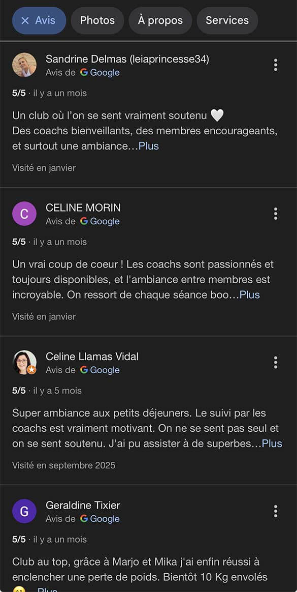 Avis Google 5 étoiles laissés à un club de nutrition, où les membres citent les coachs, l’ambiance et leur perte de poids
